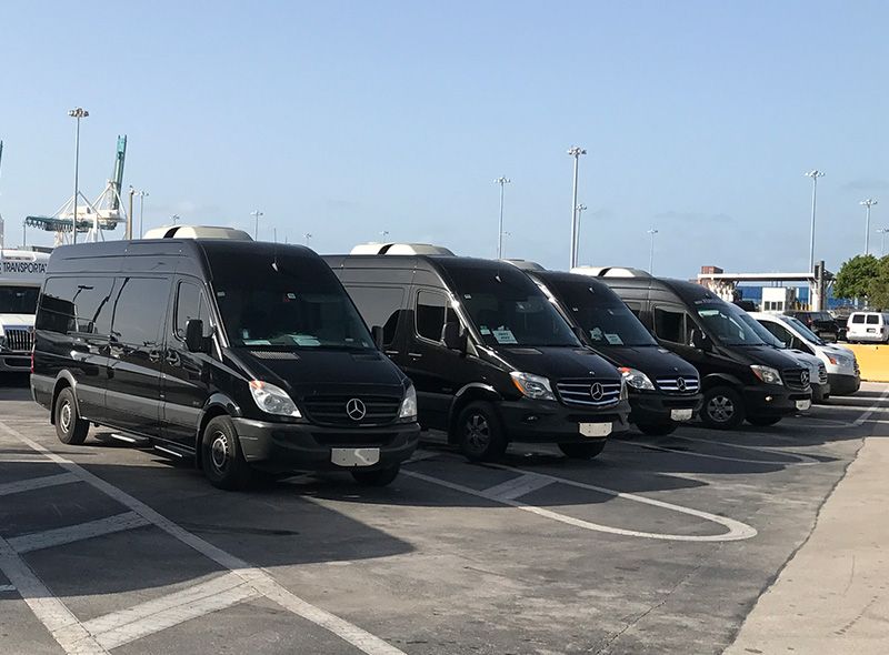 Best Wedding Shuttle Van in Gloucester NJ